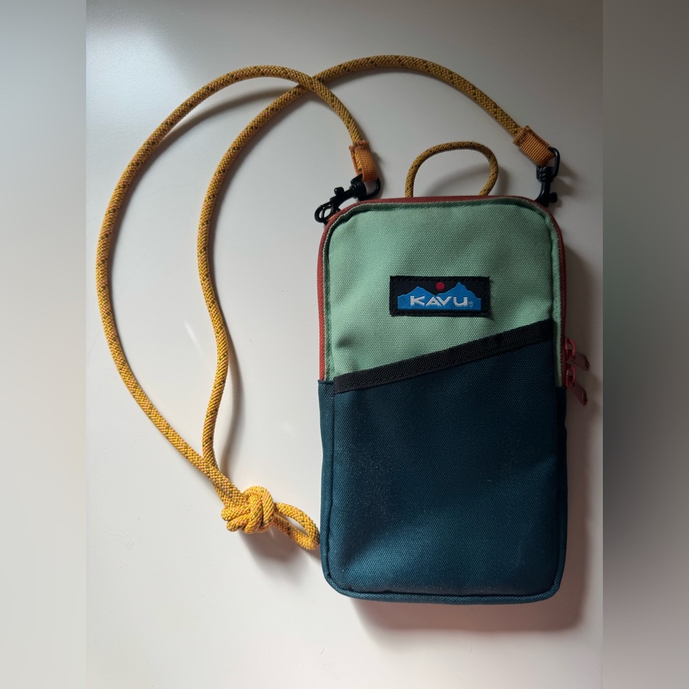 KAVU - Essential Bag